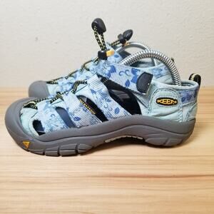 Keen Girls Size 1 Newport Water Sandals Light Blue Floral Print Hiking Utility
